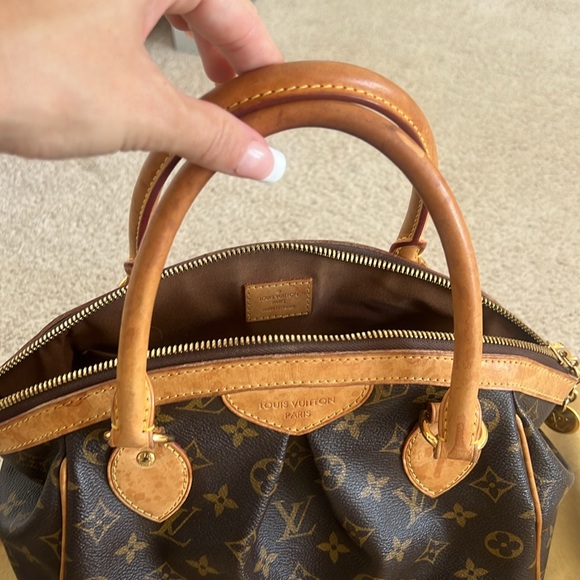 Louis Vuitton Tivoli PM  see photos. Still have box, receipt and bag protector. - Picture 5 of 15